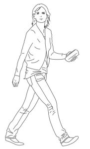 mujer joven caminando alzado lateral
